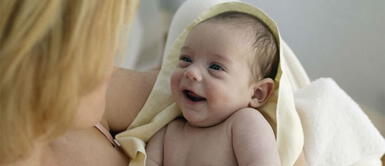 Mira los consejos que harán que tus visitas a un recién nacido sea un éxito Siete consejos para visitar a un recién nacido