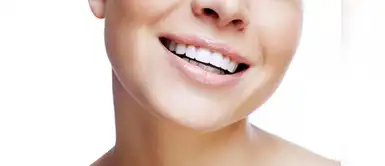 Estos remedios caseros harán que tus dientes luzcan brillantes y hermosos. Cuatro remedios caseros que eliminan completamente las impurezas de los dientes