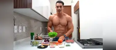 Sigue esta receta de Rodrigo Romeh y aprende a preparar una riquísima receta de la hamburguesa fitness. Aprende a preparar una “hamburguesa fitness” con la receta de Rodrigo Romeh