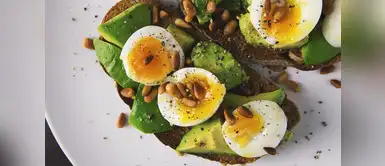 ¡Sigue estos consejos y lleva esta rica lonchera saludable! Foto: (Pexeles) Snacks nutritivos que puedes llevar al trabajo