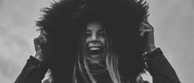 Según estudio las personas graciosas son más inteligentes que una persona promedio. (Foto: Pexel) Ser divertido es ser inteligente, según estudios