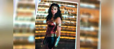 Gal Gadot regaló autógrafos a todos Gal Gadot regaló autógrafos a todos