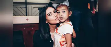 North West debuta como modelo junto a Kim Kardashian y Kris Jenner North West, hija de Kim Kardashian, debuta como modelo junto a su madre y Kris Jenner