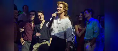 Luis Miguel y sus amigos en una discoteca de México Luis Miguel y sus amigos en una discoteca de México