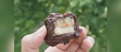 Banana y mantequilla de maní Banana y mantequilla de maní