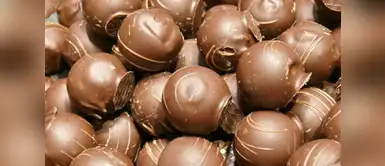 Mantequilla de almendras y chocolate Mantequilla de almendras y chocolate