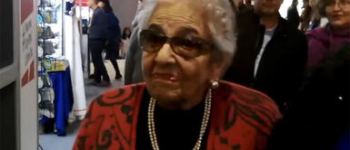 Raquel Prialé Jaime es ejemplo de que no importa la edad para hacer las cosas. Raquel Prialé Jaime, escritora de 91 años publicó su segundo libro en la FIL 2018