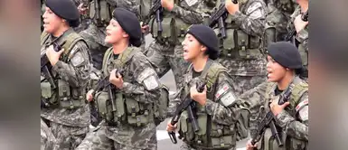 Ellas deslumbraron durante el desfile de la Parada Militar. (Foto: Video/ Captura) Parada Militar: mira el impecable paso del servicio no acuartelado femenino