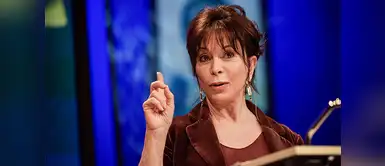 Frases de Isabel Allende para la vida Isabel Allende nos enseña ocho verdades sobre al sexo, el amor y la vida