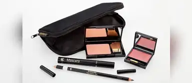 Estos son los productos que no deben faltar en tu cartera Estos son los cosméticos que puedes llevar en tu neceser para estar lista en todo momento