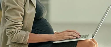 Ser mamá no es impedimento para seguir trabajando como muchas personas piensan. ¿La maternidad es considerada un impedimento laboral?