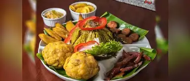 ¿Cómo se prepara tacacho con cecina y juane? ¡Ten un almuerzo selvático! Aprende a preparar un delicioso tacacho con cecina y juane