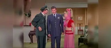 El actor falleció a los 91 años de edad El “Mayor Healey” de “Mi bella genio” falleció a los 91 años