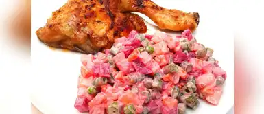 ¿Cómo se prepara el pollo al horno con ensalada rusa? Aprende a preparar un sabroso pollo al horno con ensalada rusa