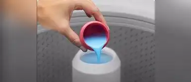 Prepara tu propio sauvizante para ropa casero ¿Sabías que puedes hacer tu propio suavizante de ropa?