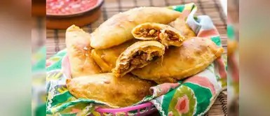 Los mejores cinco lugares para comer empanadas en Lima son estos 6 lugares para comer unas deliciosas y clásicas empanadas peruanas