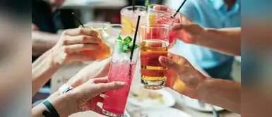 Tres cócteles para disfrutar al máximo con tus amigos Tres cócteles para disfrutar al máximo con tus amigos