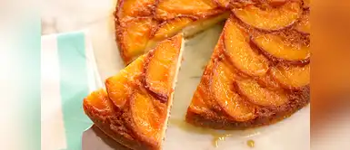 Esta receta la puedes acompañar con una taza de café Disfruta del lonche con un delicioso keke de durazno húmedo