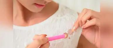 Sigue estos consejos útiles para eliminar estar manchas. Cómo eliminar las machas de jugo de naranja de la ropa| Fácil y eficaz