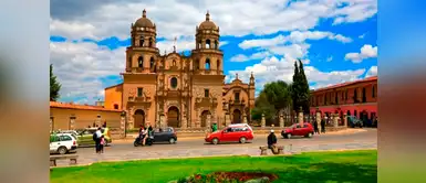Aprovecha el feriado largo y conoce Cajamarca. Cajamarca elegida por la CNN como una de las ciudades que sí o sí debes visitar