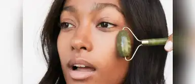 Los rodillos de jade son herramientas de belleza que se concentran en las propiedades de esta piedra preciosa. ¿Qué es el rodillo de jade y por qué todos están hablando de el?