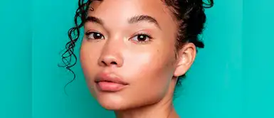 ¿Es mejor aplicar la base con los dedos, brochas o con esponja? 6 trucos de expertos para hacer que tu base luzca como tu segunda piel