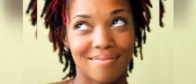 Las cejas delgadas estaban súper de moda en los años 90's. La rutina de belleza para cejas delgadas que todo principiante debería seguir