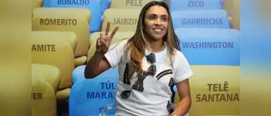 Brasileña se convierte en la primera mujer que deja su huella en el Maracaná Brasileña se convierte en la primera mujer que deja su huella en el Maracaná