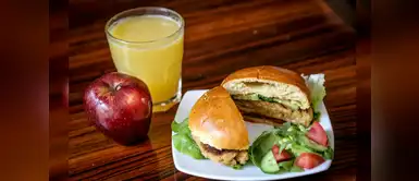 Inicia bien tus mañanas con estas deliciosas hamburguesas de bonito Inicia bien tus mañanas con estas deliciosas hamburguesas de bonito