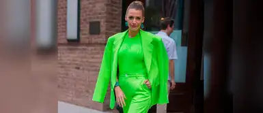 El verde neón que todas las celebridades están usando se llama verde bladiblú, y se ha decretado oficialmente cómo el color de la temporada. El color del momento, el verde blandiblú
