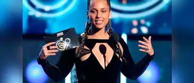Los increíbles looks no 'make up' de Alicia Keys, conductora de los Grammy Los increíbles looks no 'make up' de Alicia Keys, conductora de los Grammy