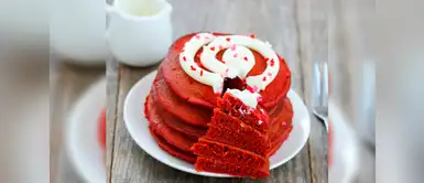 Sorprende a tu familia con unos ricos red velvet pancakes Sorprende a tu familia con unos ricos red velvet pancakes