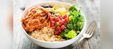 Esta tarde disfruta en familia un delicioso chicken burrito bowl Esta tarde disfruta en familia un delicioso chicken burrito bowl