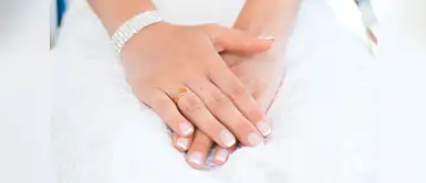 ¿Se te rompió una uña? Aprende como arreglarla fácilmente ¿Se te rompió una uña? Aprende como arreglarla fácilmente