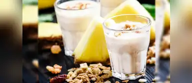 Con este rico batido de piña, leche y avena empieza tu domingo con energía Con este rico batido de piña, leche y avena empieza tu domingo con energía
