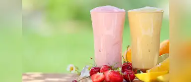 Dos batidos nutritivos para tu desayuno. ¡Escoge el que más te guste! Dos batidos nutritivos para tu desayuno. ¡Escoge el que más te guste!