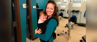 Mujer demuestra que ser mamá no te impide ser productiva en el trabajo Mujer demuestra que ser mamá no te impide ser productiva en el trabajo