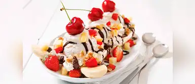 Prepara y disfruta con tus hijos de un delicioso banana Split Prepara y disfruta con tus hijos de un delicioso banana Split