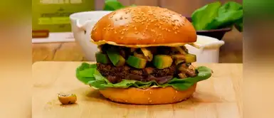 ¡No rompas la tradición! Prepara una rica hamburguesa de lentejas y quinua ¡No rompas la tradición! Prepara una rica hamburguesa de lentejas y quinua