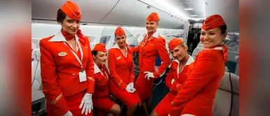 Aerolínea permite que azafatas puedan asistir sin maquillaje y con pantalón Aerolínea permite que azafatas puedan asistir sin maquillaje y con pantalón