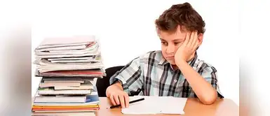 ¿Tu hijo no quiere realizar sus tareas escolares? Sigue estos consejos ¿Tu hijo no quiere realizar sus tareas escolares? Sigue estos consejos