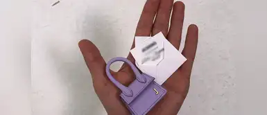 ¿Micro carteras? La última tendencia extravagante de la moda ¿Micro carteras? La última tendencia extravagante de la moda