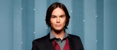 Tyler Blackburn declaró que se siente atraído por hombres Tyler Blackburn declaró que se siente atraído por hombres