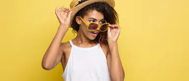 ¿Blusa transparente? Mira estas cinco formas de combinarla ¿Blusa transparente? Mira estas cinco formas de combinarla