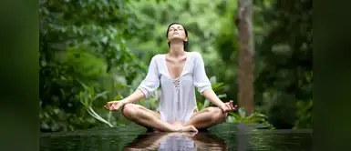 ¿Sabías que el yoga contribuye en el empoderamiento femenino? ¿Sabías que el yoga contribuye en el empoderamiento femenino?