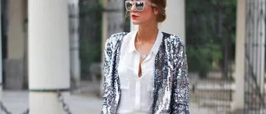 Ideas de outfits donde la prenda plateada es la protagonista Ideas de outfits donde la prenda plateada es la protagonista