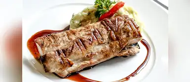 Prepara un filete de bonito y salsa balsámica con puré rústico Prepara un filete de bonito y salsa balsámica con puré rústico