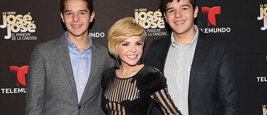 ¿Tus hijos aman a su madrastra? Esto es lo que dice Itatí Cantoral al respecto ¿Tus hijos aman a su madrastra? Esto es lo que dice Itatí Cantoral al respecto