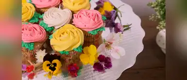 ¡Endulza a mamá! Haz unos deliciosos cupcakes para un dulce día de la madre ¡Endulza a mamá! Haz unos deliciosos cupcakes para un dulce día de la madre