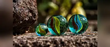 ¿Por qué escuchamos el sonido de las canicas en la madrugada? ¿Por qué escuchamos el sonido de las canicas en la madrugada?